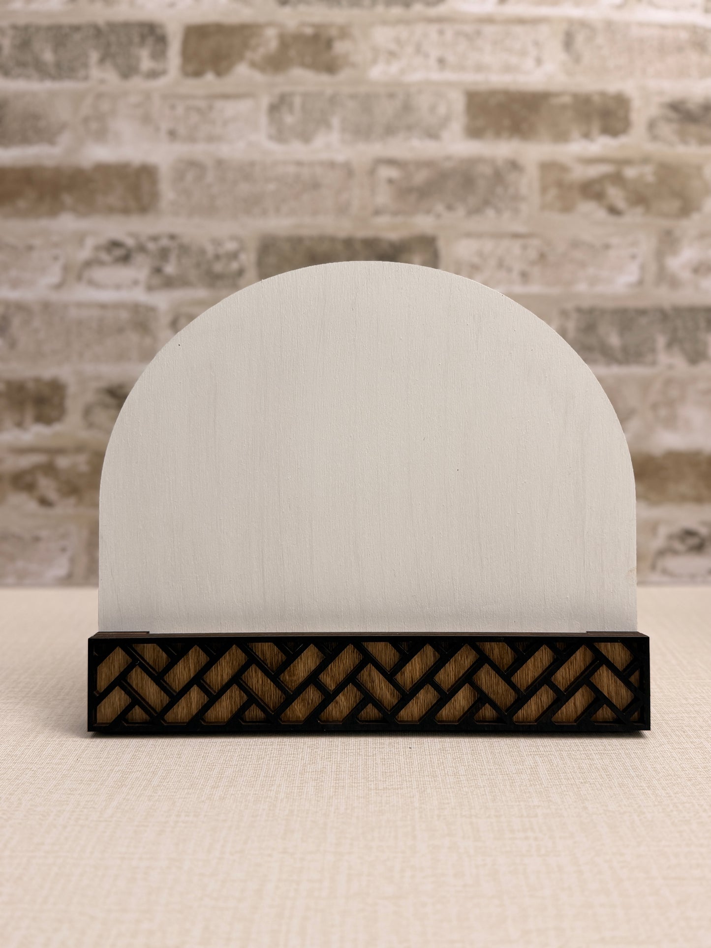 Dome Easel Stand